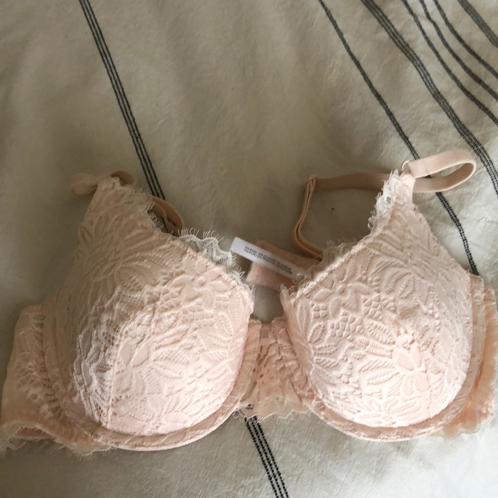Off White Aerie Plunge Bra